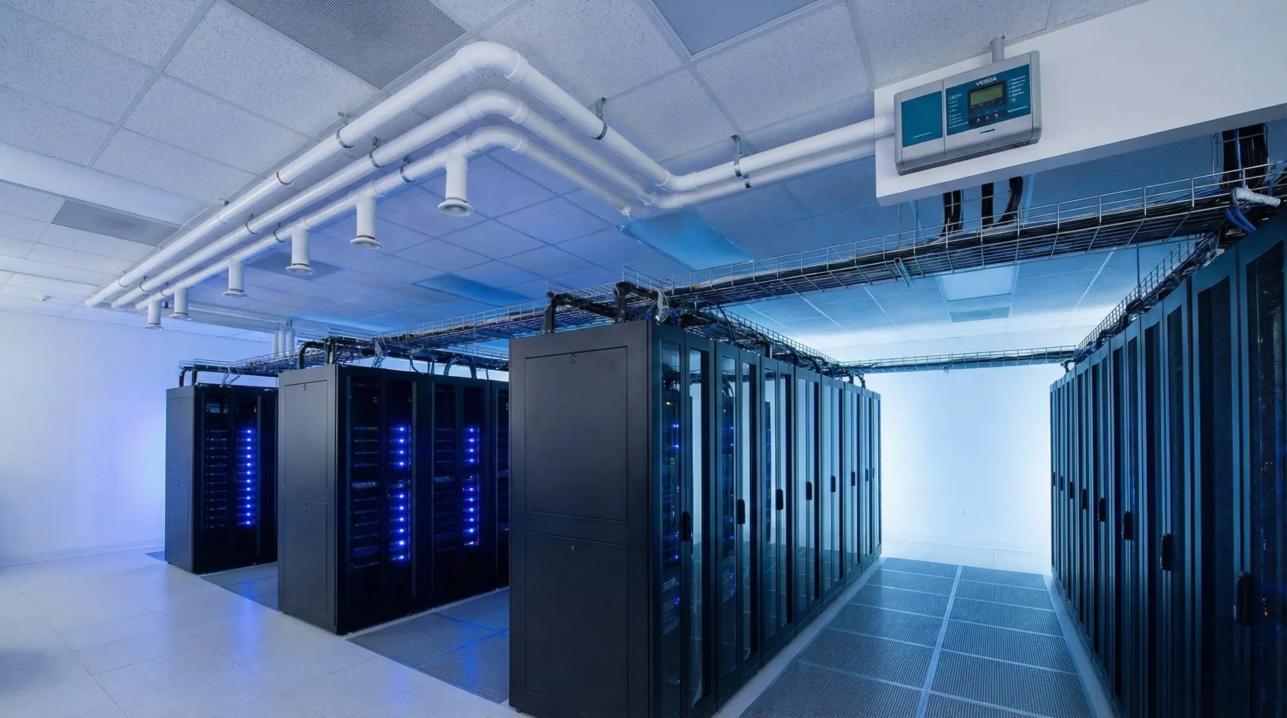 Instalasi sistem proteksi kebakaran data center oleh Adiwarna Anugerah Abadi